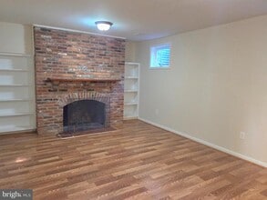 Building Photo - 1117 Brentfield Dr
