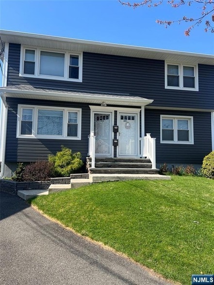 Photo - 314 Nedellec Drive Unit 1