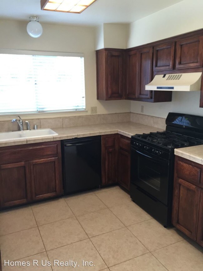 Building Photo - 7905 Cold Springs Ct