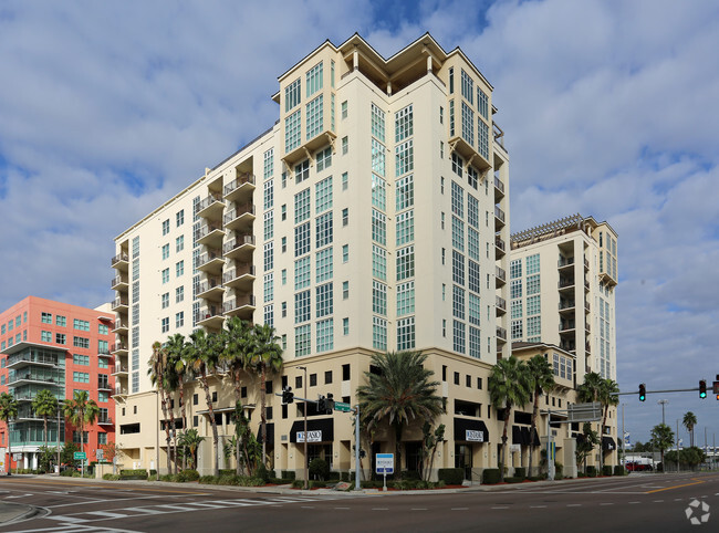 Building Photo - The Ventana