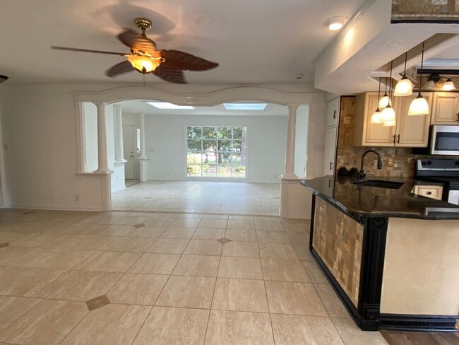 Foto del edificio - PRIVATE COVERED POOL IN CAROLINA SHORES!