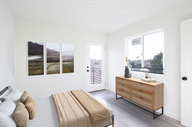 Foto del edificio - 5563 Carlin St