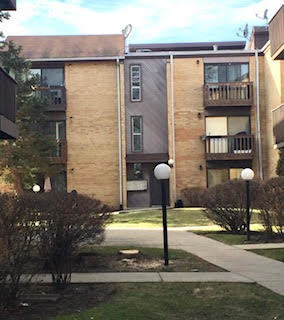 Primary Photo - 1176 S Forums Ct