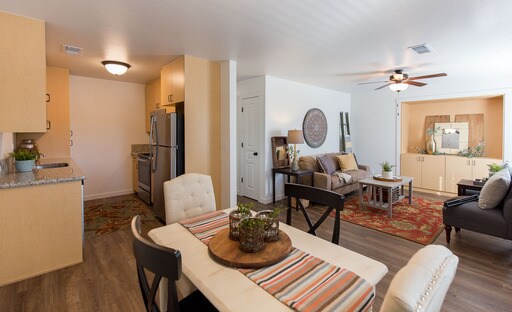 Foto del edificio - 1132 W 7th St