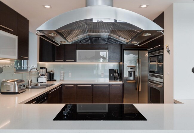 Foto del edificio - 7928 East Dr