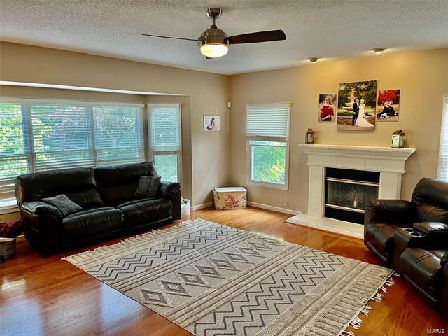 Foto del edificio - 617 Country Squire Cir