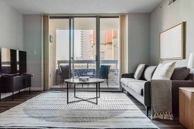 Building Photo - 4835 Cordell Ave