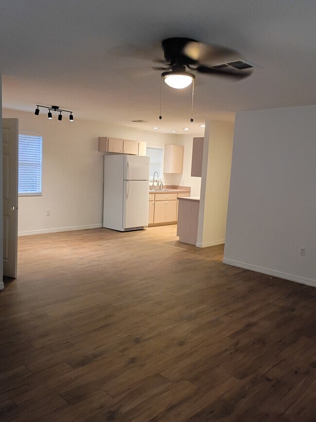 Sala de estar - 249 A St