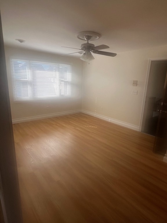 Building Photo - 33 Linden St