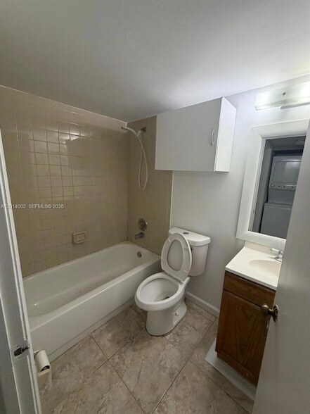 Foto del edificio - 20825 NE 8th Ct
