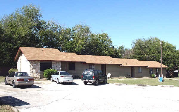 Building Photo - 6406 Bradsher Dr