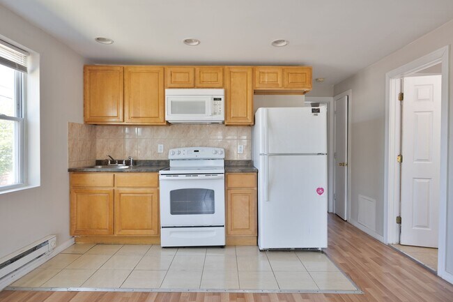 Foto del edificio - 1554 Beverly Rd