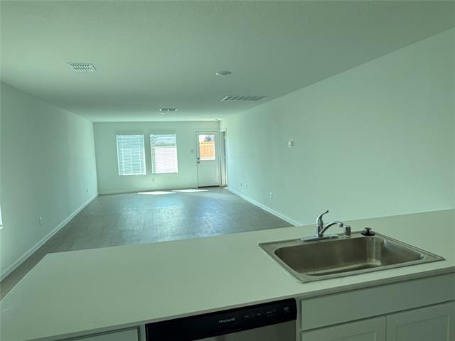 Foto del edificio - 6500 Glade St