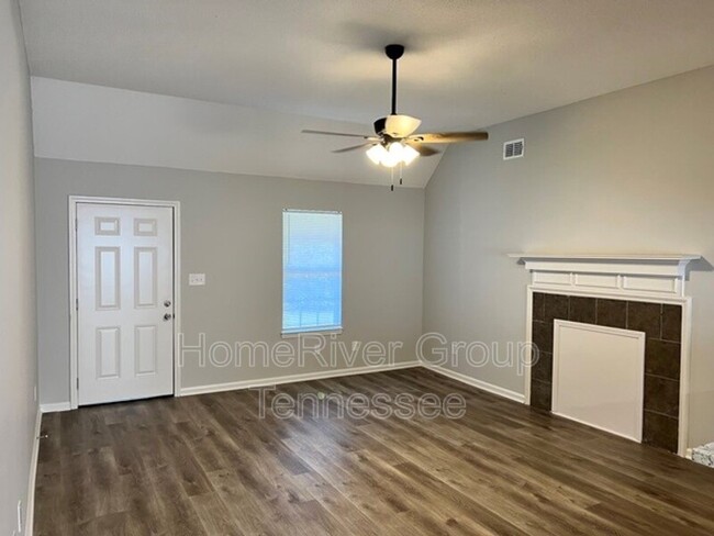 Building Photo - 7294 Lee Ann Dr