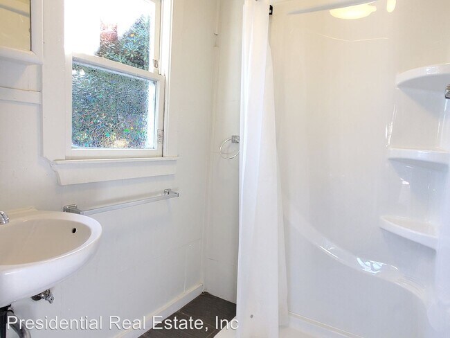 Foto del edificio - Studio, 1 bath House - 54 W Rincon Ave