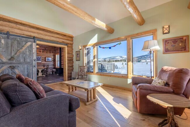 Foto del edificio - Charming Teton Valley Cabin + Detached Bunkhouse | Long-Term Rental