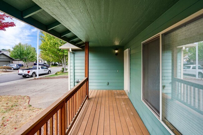 Foto del edificio - Beautiful 3 bed, 2 bath home in a quiet We...