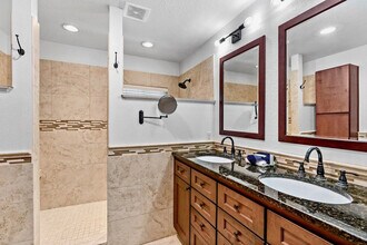 Building Photo - 4639 Paradise Isles