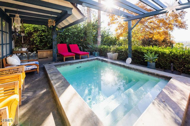 Foto del edificio - 4053 Cromwell Ave