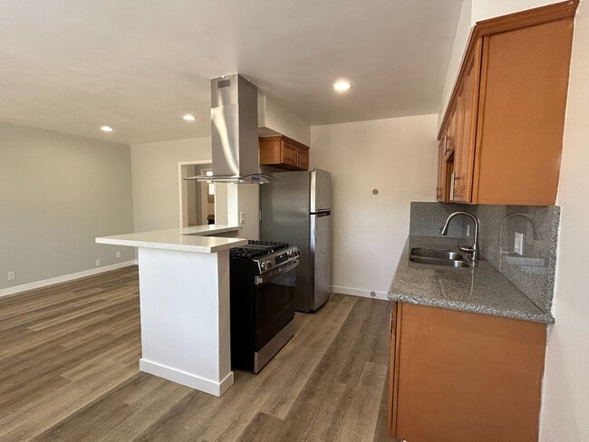 Building Photo - 3821 Rosemead Ave
