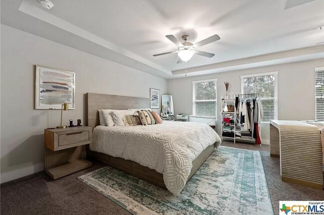 Foto del edificio - 7305 Merrick Ln
