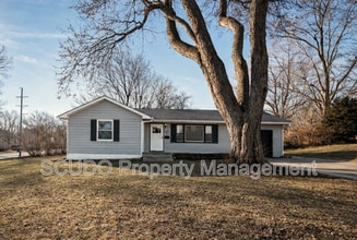 Building Photo - 12509 E 53rd St