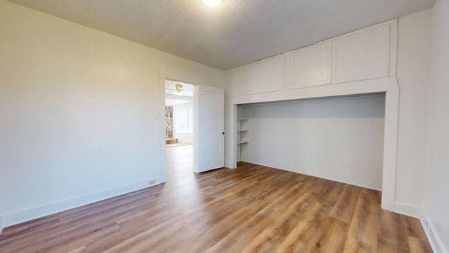 Foto del edificio - 2560 Fowler Ave