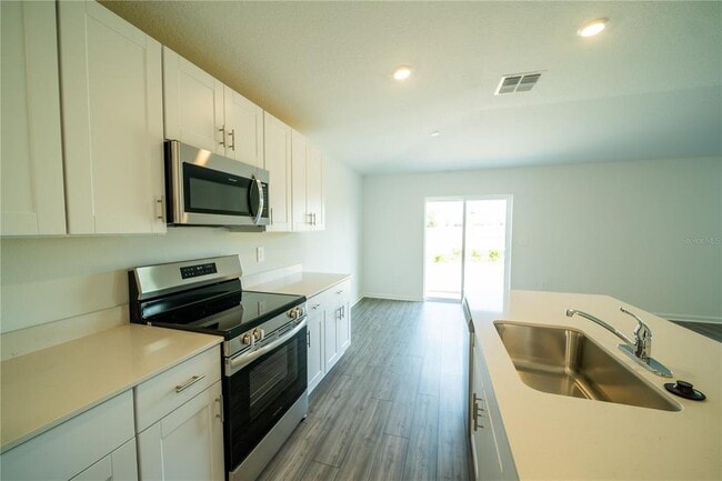 Foto del edificio - 4757 SW 83rd Lp