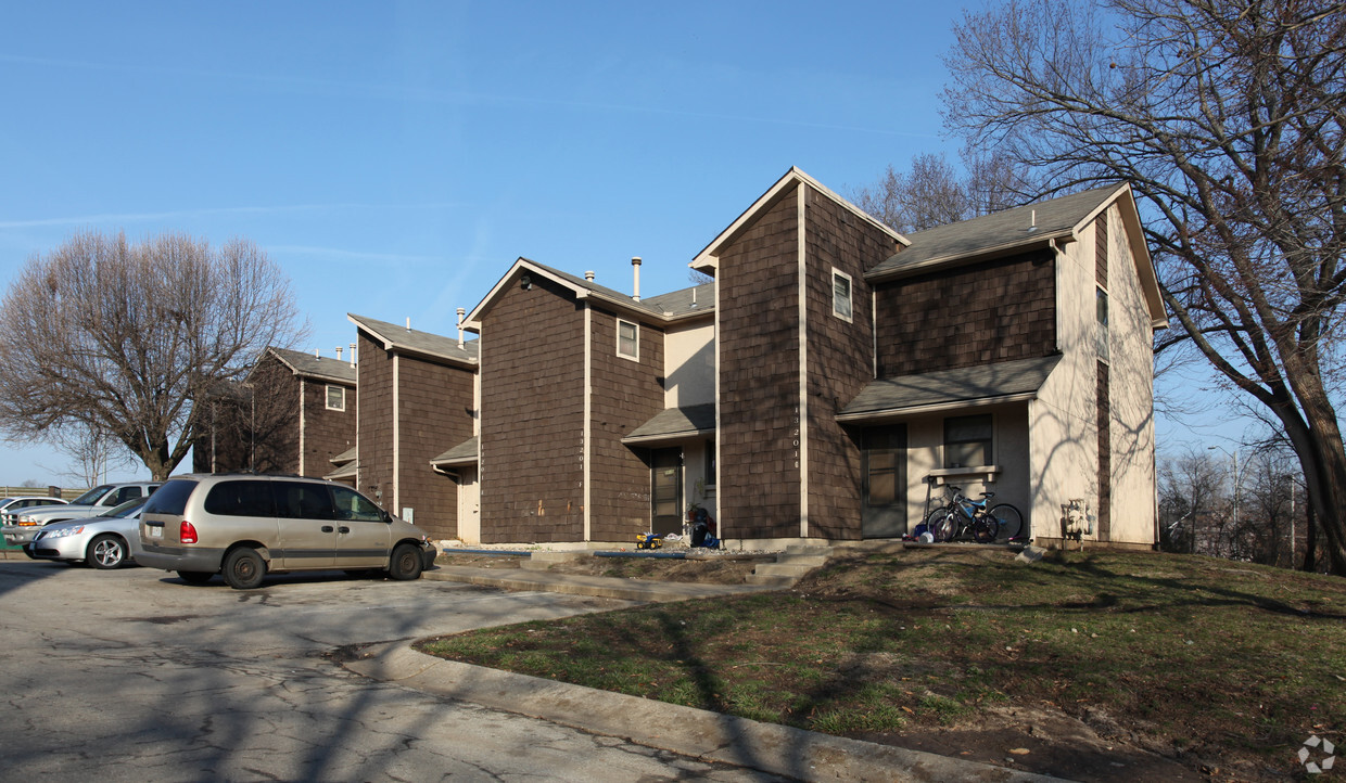 Building Photo - Wornall Estates Apartments