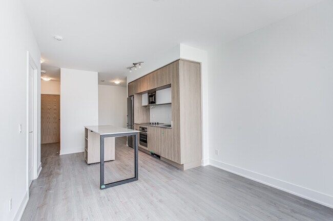 Building Photo - 1 Belsize Dr