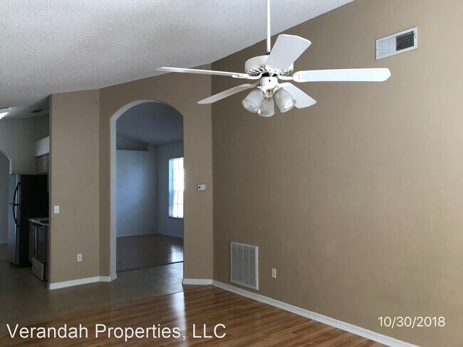 Foto del edificio - 3 br, 2 bath House - 10749 Oak Glen Circle