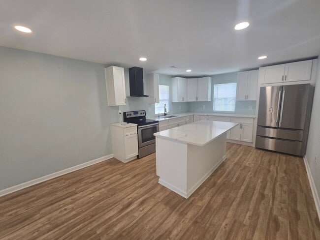 Foto del edificio - 7339 Green Acres Dr