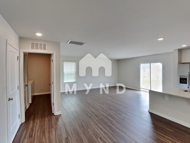 Building Photo - 5112 Spring Breeze Blvd