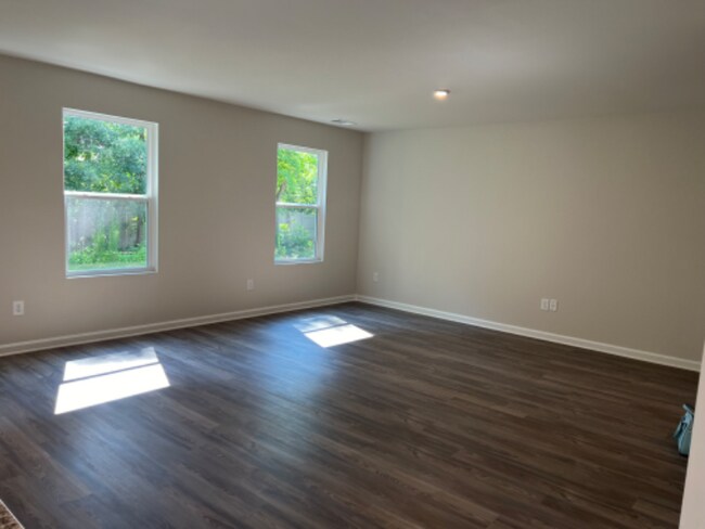 Foto del edificio - 4119 Garrison Ln