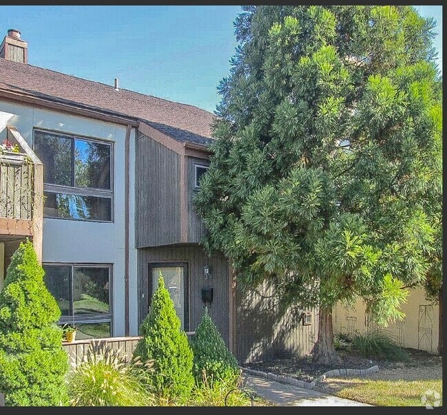 Bakers Bay Condominiums Townhouses for Rent Philadelphia, PA 1