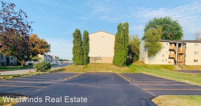Building Photo - 2 br, 1 bath House - 2620 Westwinds Drive #02