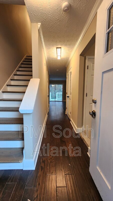 Foto del edificio - 3504 Lee Ct