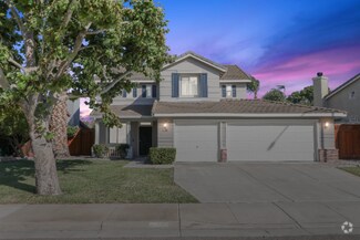 Building Photo - 2201 Bridle Creek Cir