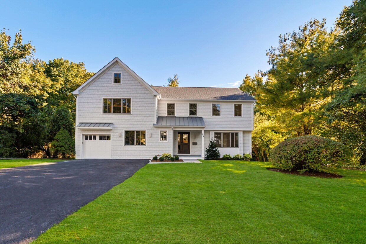 Foto principal - 19 Highland Park Pl