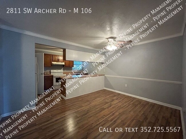 Photo - 2811 SW Archer Rd House