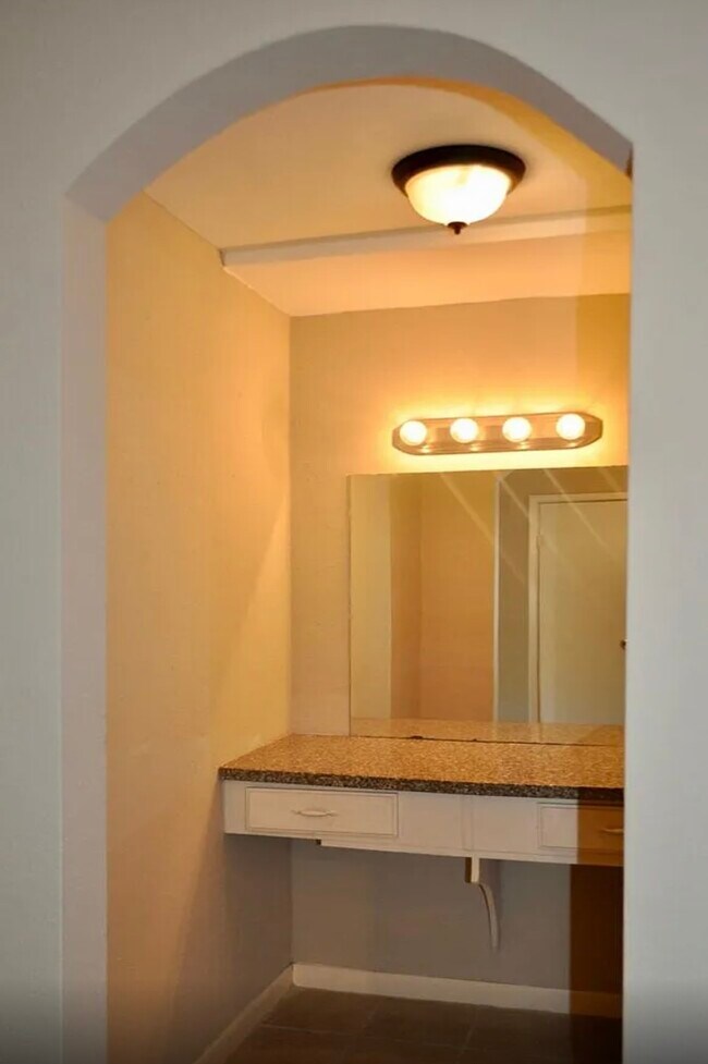 Building Photo - 12402 Riva Ridge Ln