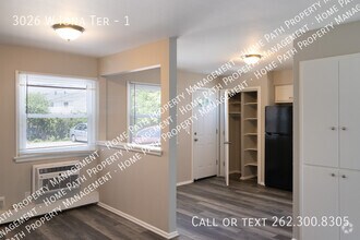 Building Photo - 3026 W Iona Terrace