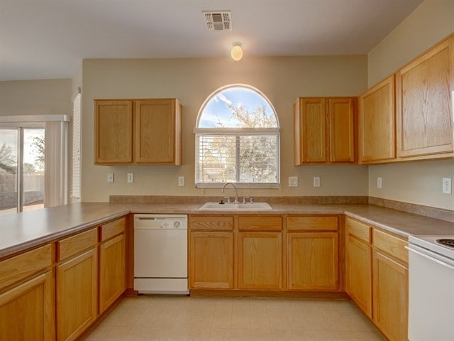 Building Photo - 2656 S 89th Dr