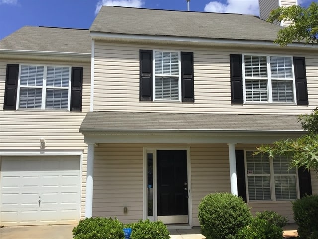 Foto principal - 527 Tansy Dr