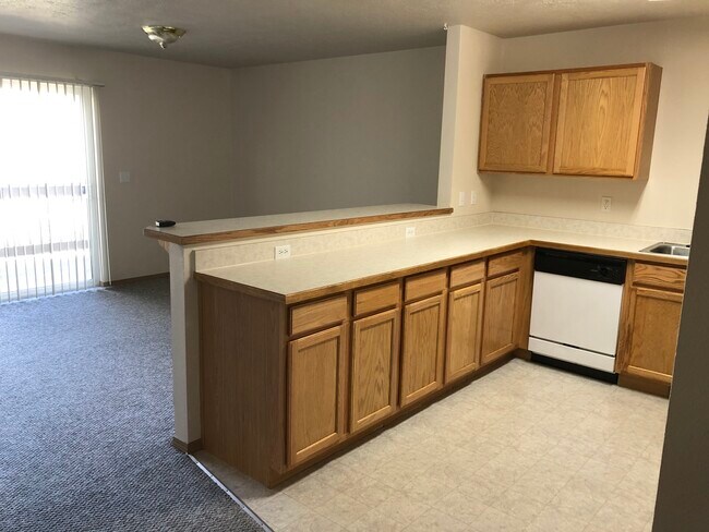 kitchen and living room - 5531 Glenridge Way
