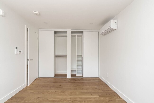 Building Photo - 457 Marlee Ave