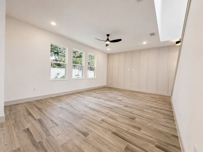 Foto del edificio - 724 Ellwood Ave