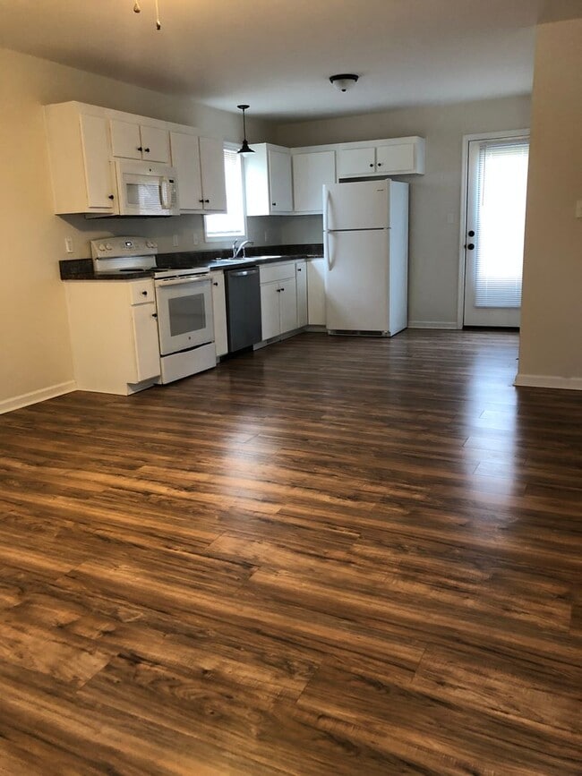 Foto del edificio - One Level Living in Campbell County