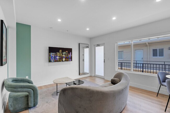 Foto del edificio - 1538 Alton Ct