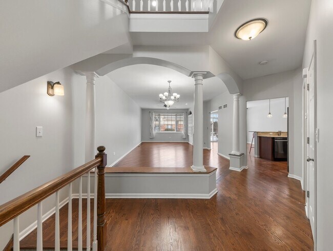 Building Photo - 3238 Lightning Ct